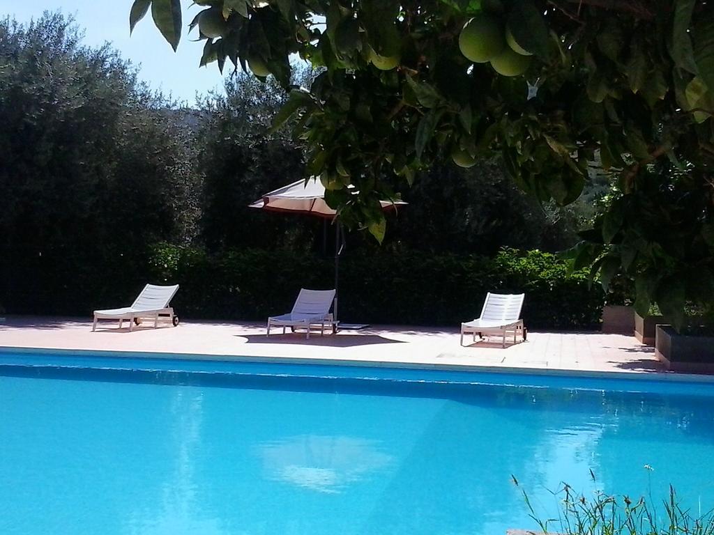 Il Casale Il Sole E La Margherita Campofelice Di Roccella Exterior photo